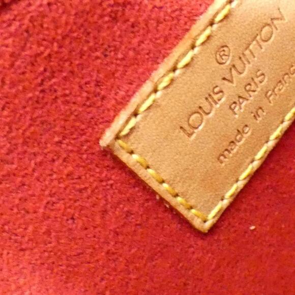 LOUIS VUITTON Gold Monogram Shoulder Bag - Picture 8 of 8